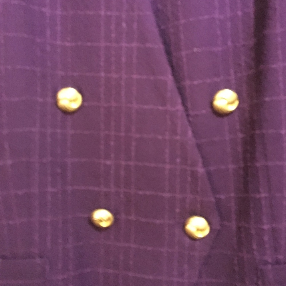 Two piece suit - Picture 2 of 4